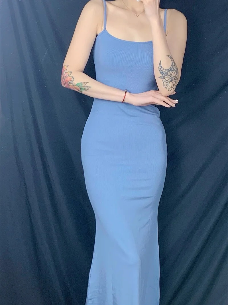 Seksowna obcisła bielizna modelująca talię z paskami, z wycięciem na pośladkach, z trenem, owijana, do połowy uda, modna, streetwearowa, z dekoltem w kształcie litery U.