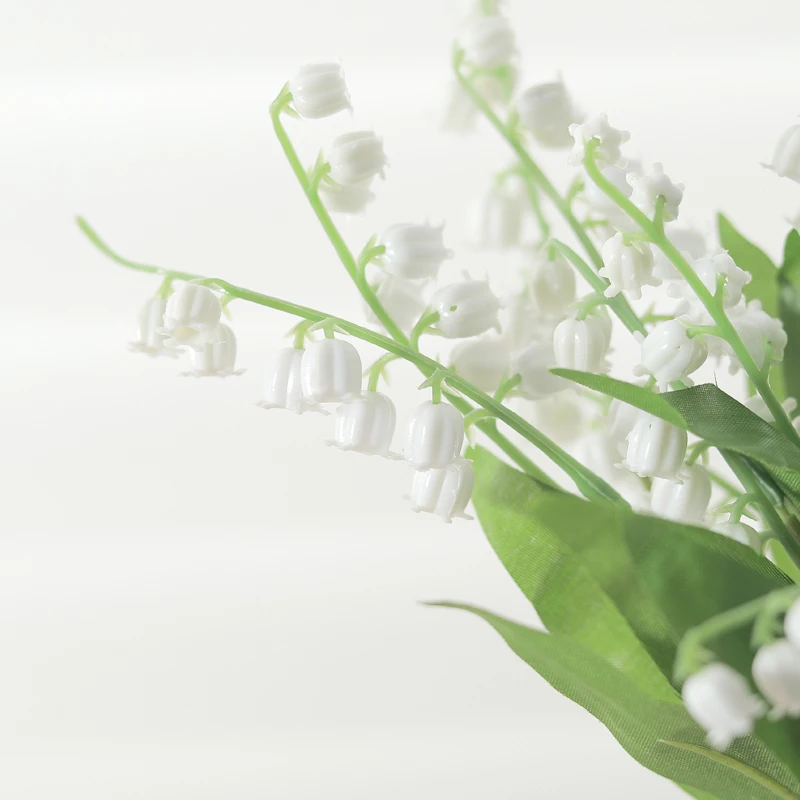 White Bellflower Artificial Flowers Home Room Decoration Plants Wall Wedding Party Bridal Handheld Fake Plastic Handmade Bouquet