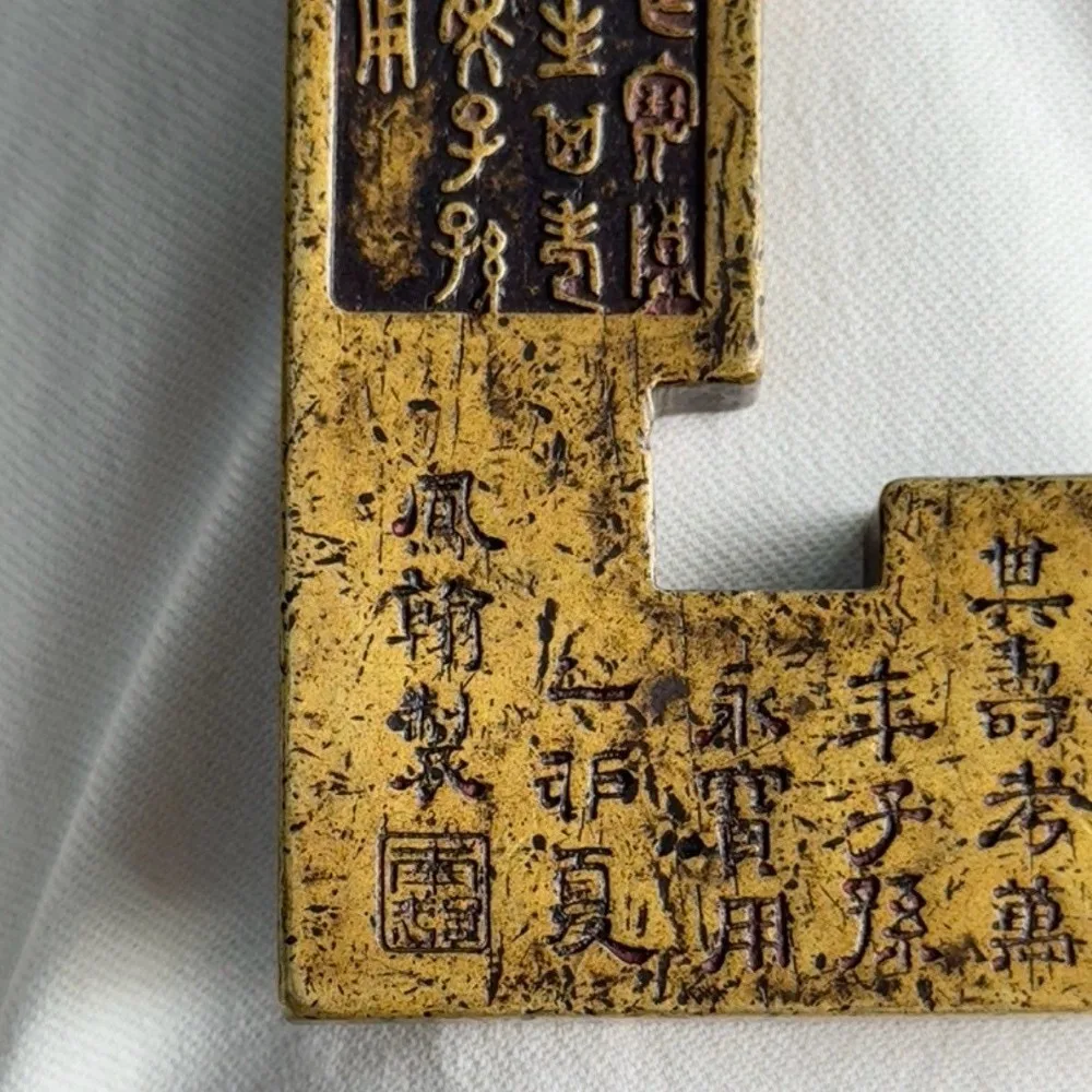 Collectible Stationery Items: Calligraphy, Bronze Seals, Compasses, Paperweights, and Brush Holders