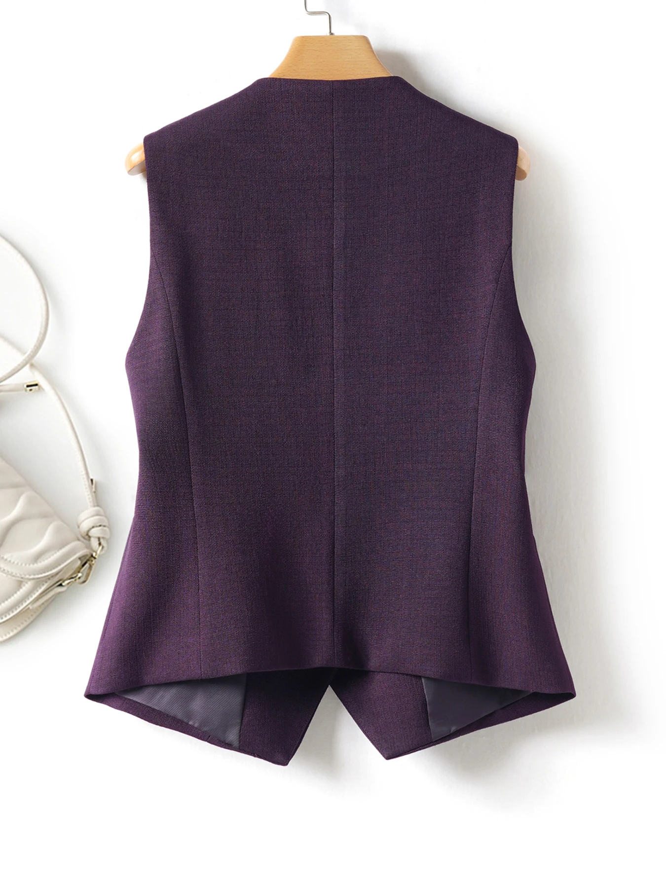 Short V-Neck Blazer Layered with a Vest for Women, Spring and Autumn Business Style Single-Breasted, Elegant Vest Top for Outerwear