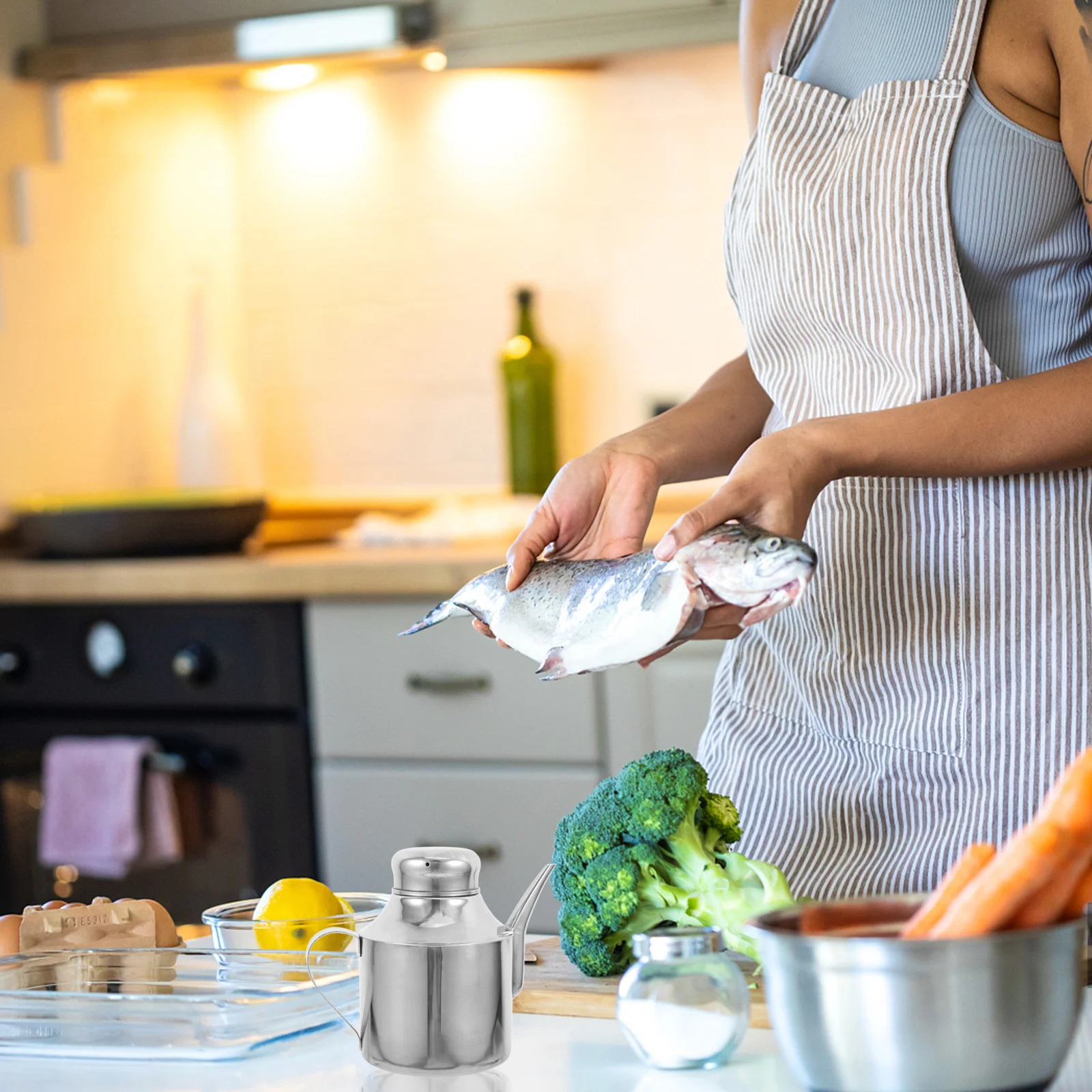 

Stainless Steel Oil Pot Leakproof Kitchen Condiment Container Portable Cooking Oil Storage Kettle Sauce Vinegar Holder