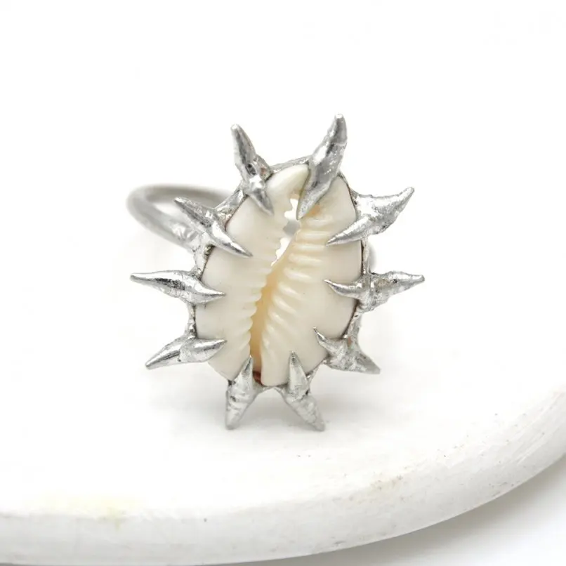 10Pcs Puka Arabic Cowry Shell Ring Soldered Thorns Spiky Organic Claws Bubble Claw Brutalist Y2k Handmade Adjustable