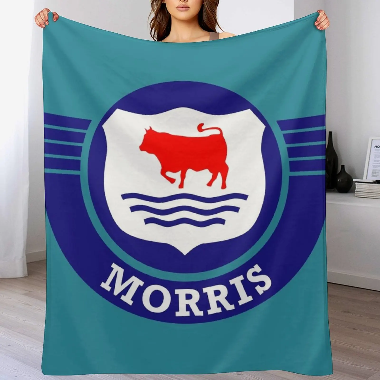 

Best Of British - Morris Cars Throw Blanket