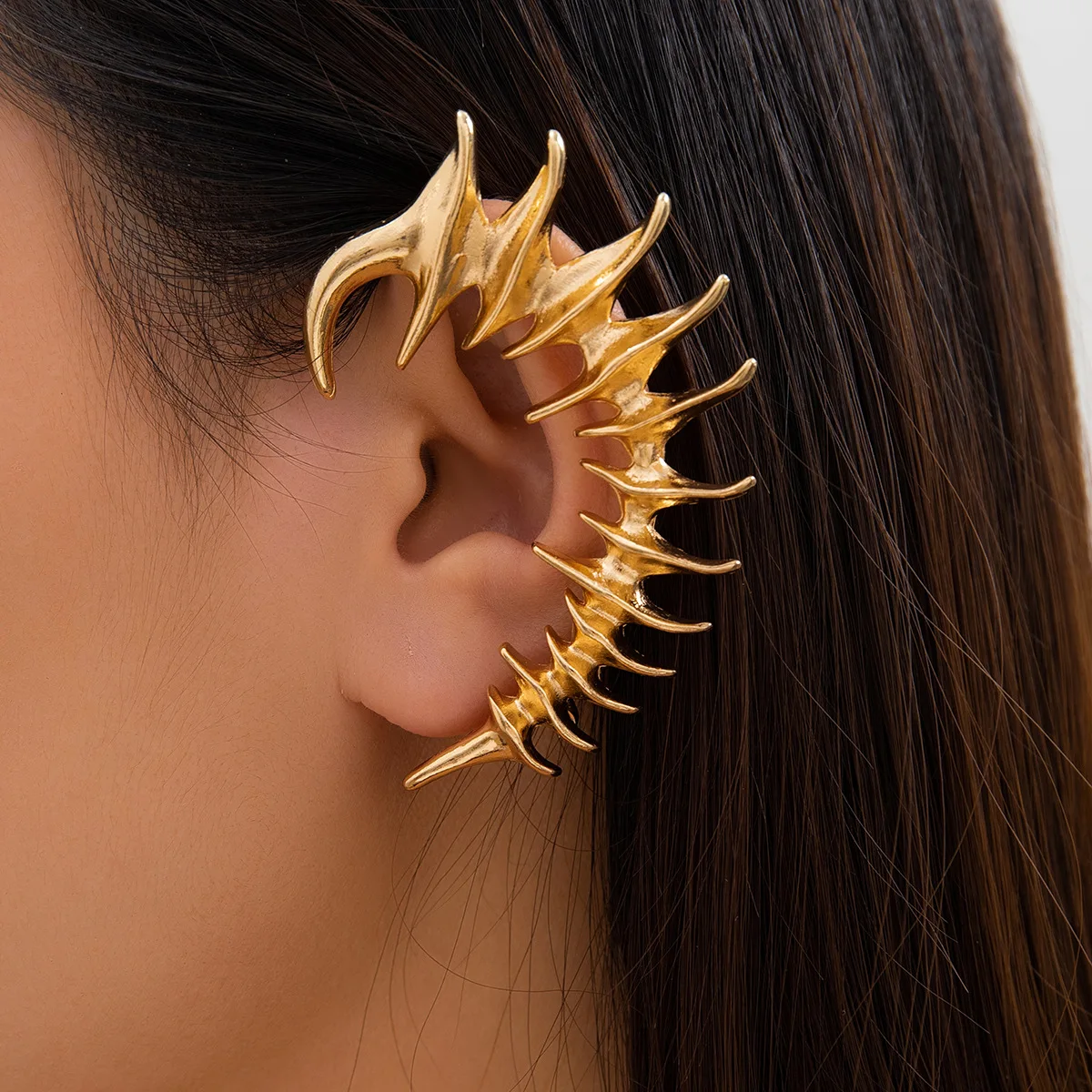 DIEZI One Piece Gothic Punk Earrings Men Fashion Vintage Girls Clip Earrings For Women No Pierced Ear Cuff 2023 New Jewelry