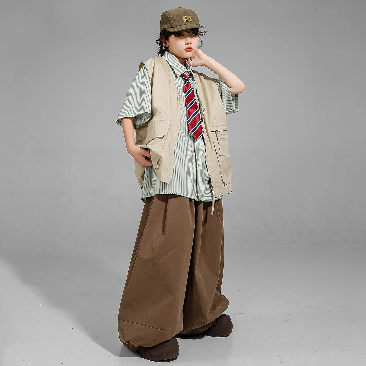 Enfant Kpop Hip Hop vêtements vert rayé chemise kaki gilet café décontracté jambe large pantalon plissé pour fille garçon danse Costume vêtements