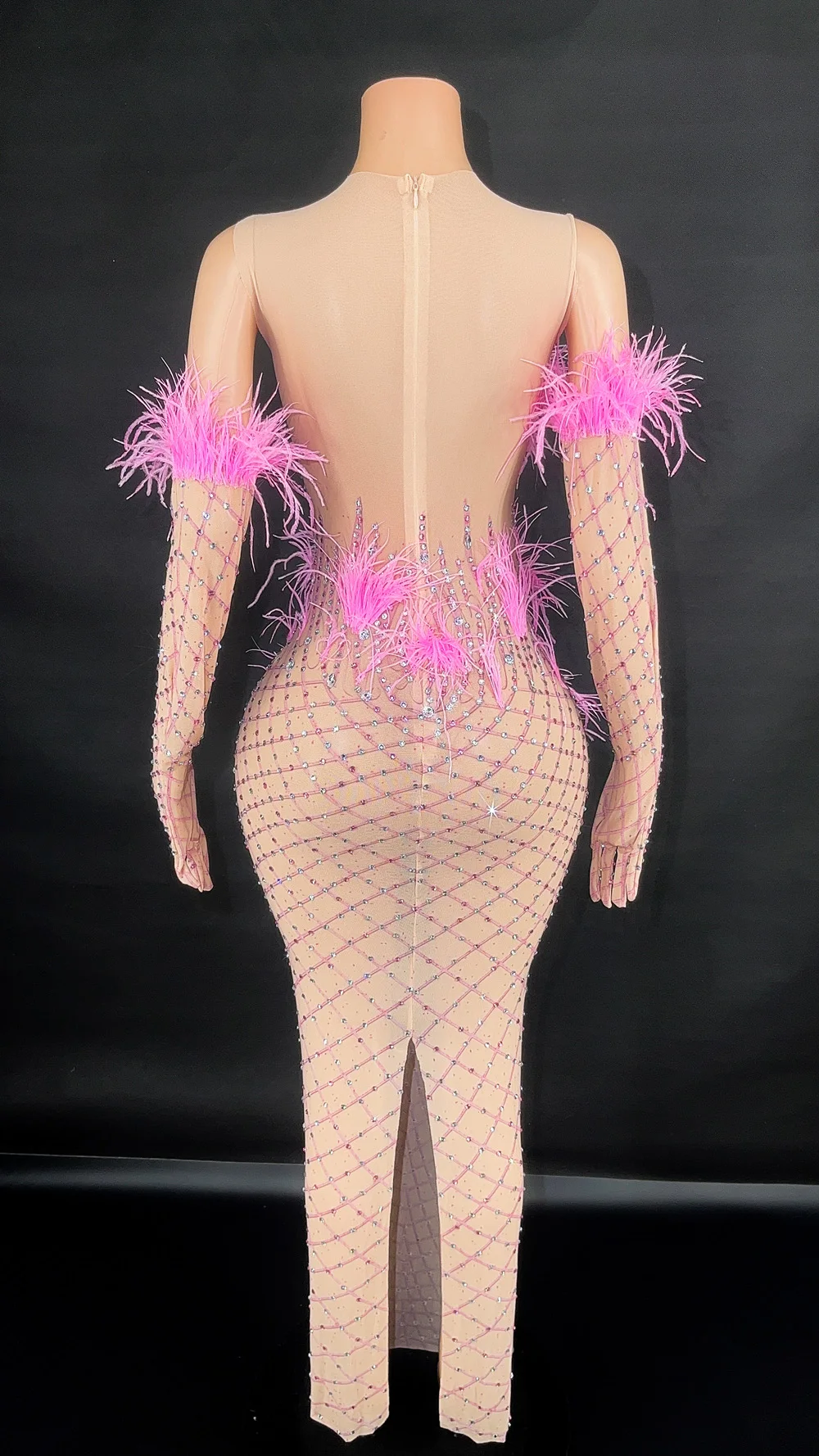 Customized Hot Selling Sexy Diamond Sequins, Feather Rhinestones, Buttocks Wrapped Dress, Long Dress, Performance Dress