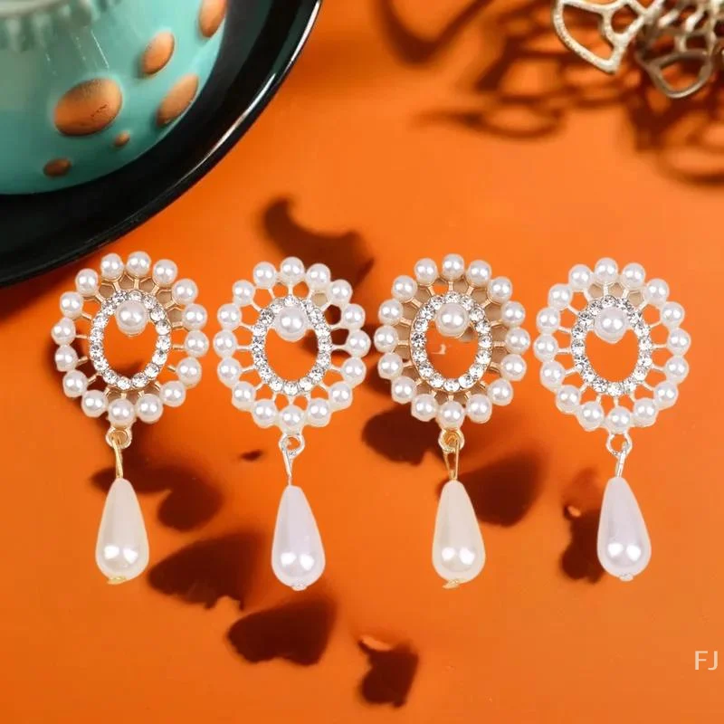 [YU] 10 قطعة سبائك الزنك لطيف محاكاة اللؤلؤ قلادة المرأة شقة القاع بروش الملابس الديكور DIY بها بنفسك الملحقات