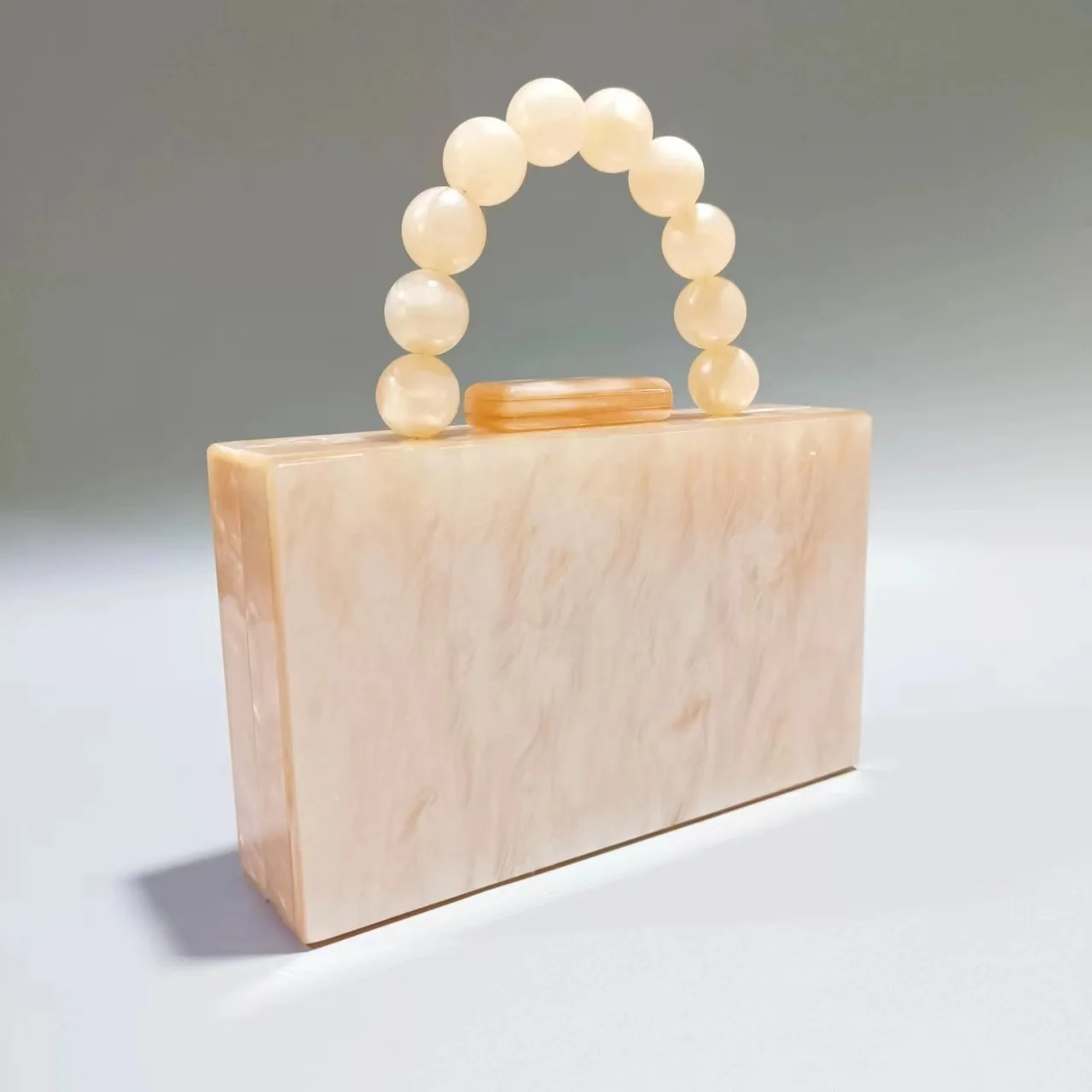 

Стильная и щедрая женская перламутровая акриловая сумка для ужина, портативная сумка на запястье с бисером, модная сумка-тоут из блестящего материала