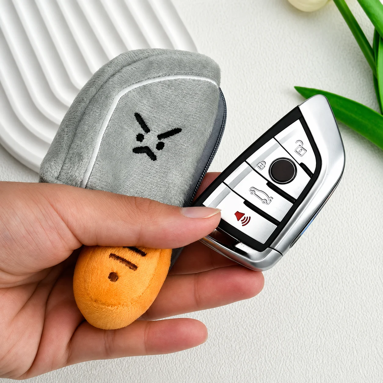 Universal Car Key Case Shell Fob Cover Soft Headphone Storage Bag Kitchen Knife Plush Angry Expression Creative and Funny