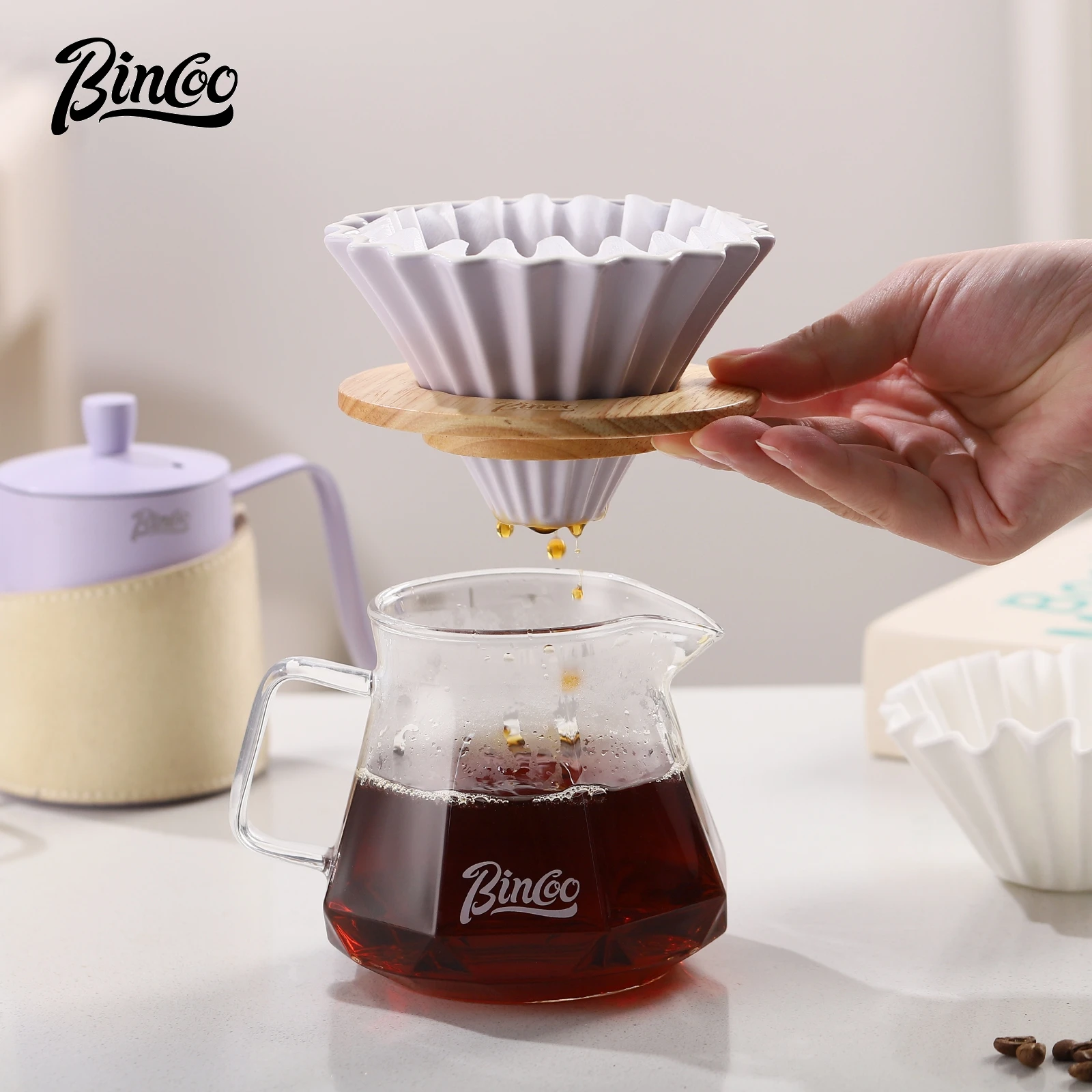 

Bincoo Ceramic Coffee Filter Origami Style Gradient Glaze Works with Cone and Cake Papers Home Barista Tool