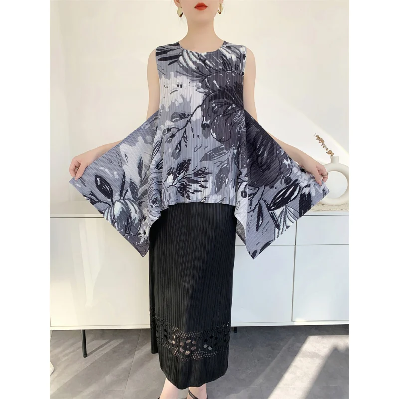 Miyake Damen-High-End-Plissee-T-Shirt mit lockerem und großem Schwungdruck im chinesischen Stil, schlankmachend und vielseitig, Nischendesign[S-1037F]