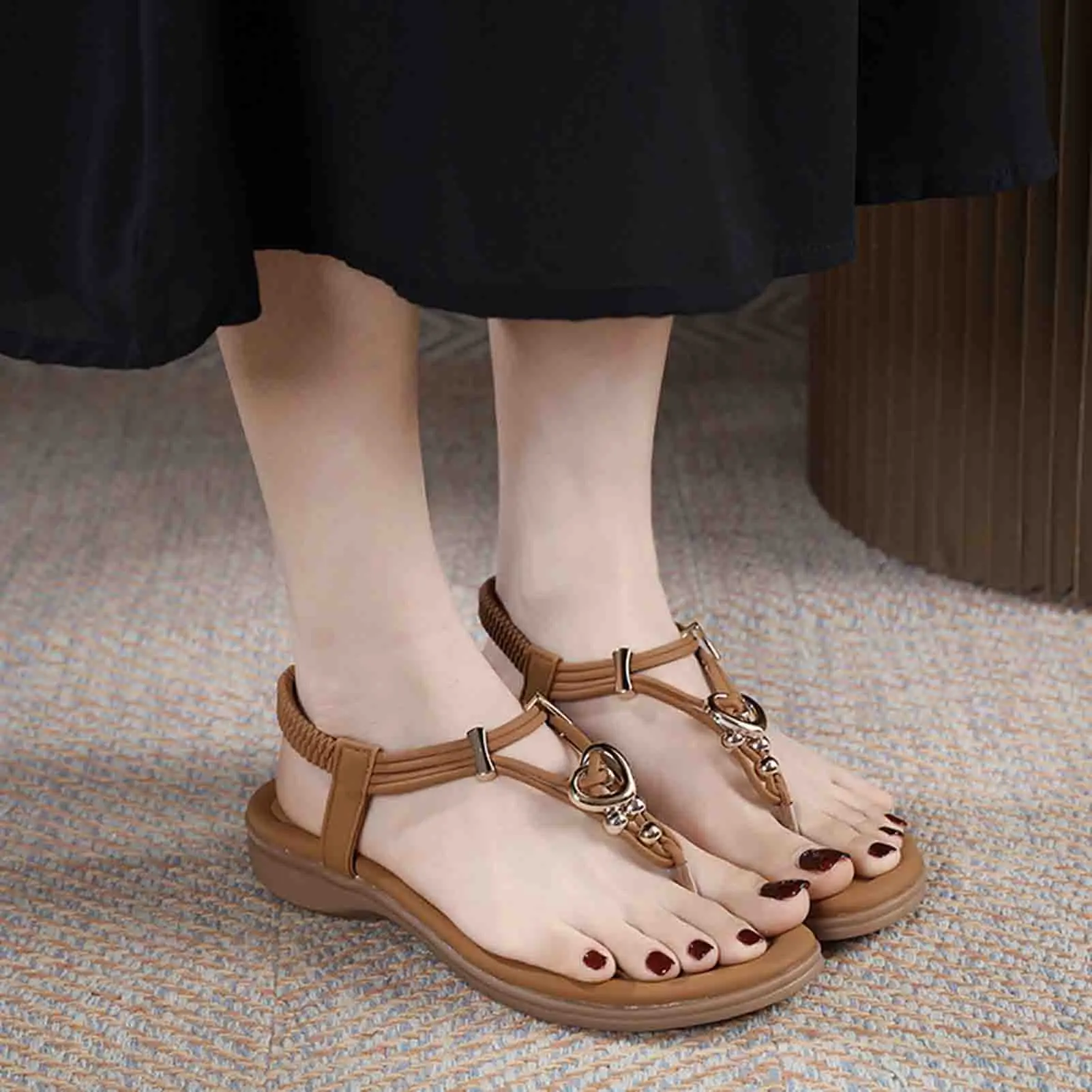 Round Toe Flip Flops Seasides Vacation Comfortable Breathable Shoes For Pool Beach