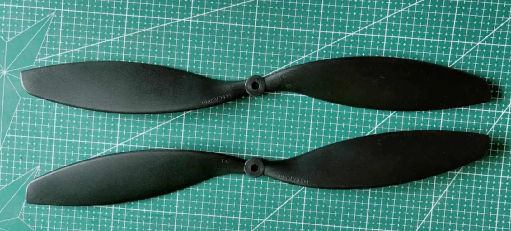 14X4.7 pro PVC Carbon mix Clockwise counter clockwise propeller R CW/CCW 1447 prop 14inch for APC TMOTOR Quadcopter Hexa Drone