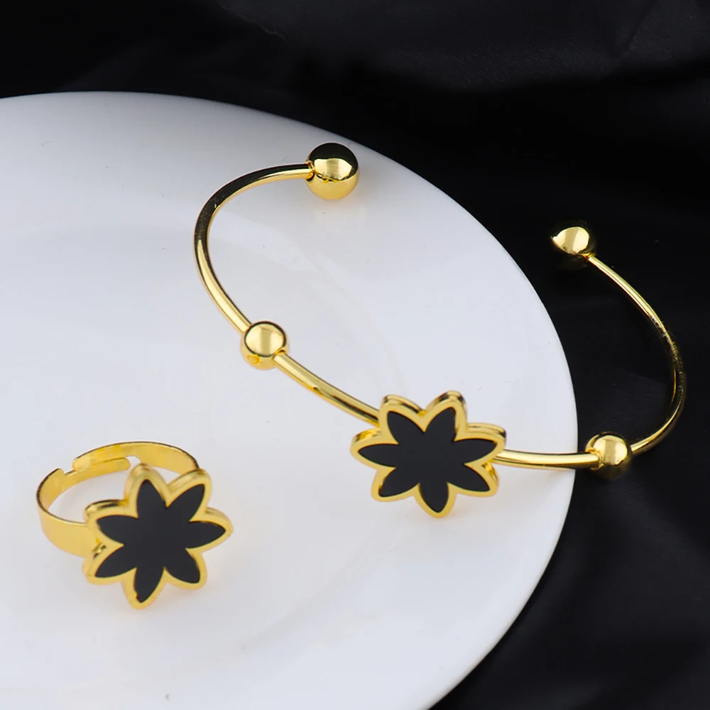 

Europe and America Style Simple Stainless Steel Gold Color Bracelet Ring Fashion Jewelry For Women Paty Best Gift