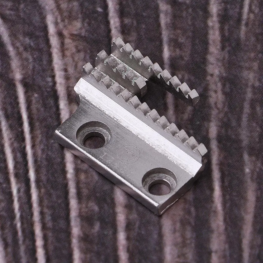 Flat Bed Sewing Machine Feed Dog Iron Sewing Machine Part 13 Teeth Replacement for Industrial Lockstitch Flat Bed Sewing Machine Feed Dog Iron Sewing Machine Part 13 Teeth Replacement for Industrial Lockstitch
