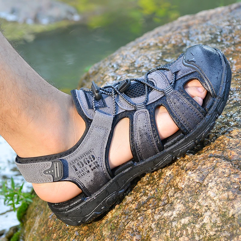 Męska duża miękka podeszwa letnia nowe kapcie Baotou oddychające buty plażowe Outdoor obuwie Casual Chaussure Homme Size