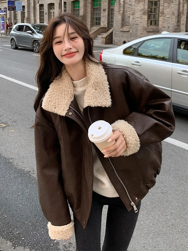 레트로 PU 가죽 재킷, 양털 칼라 여성용 2025년 신상 겨울 루즈핏 모터사이클 가죽 재킷