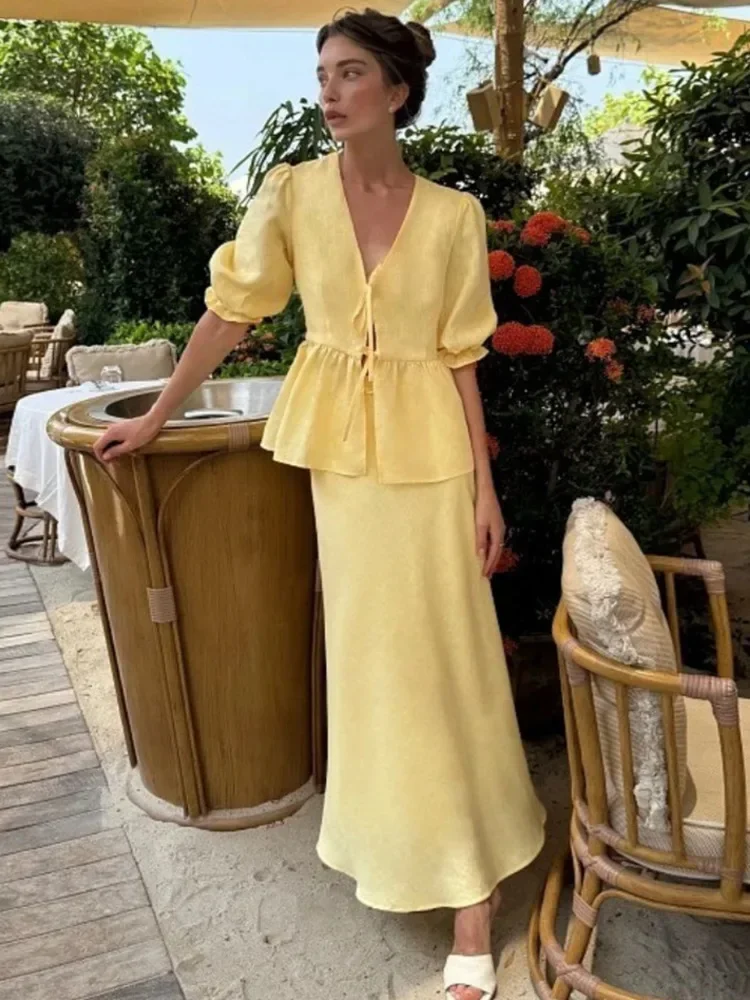 

Ruffle Short Sleeve V-neck Tops And Long Skirt Set For Women Yellow Elegant Lace-up Tops And Long Skirt Leisure Suit