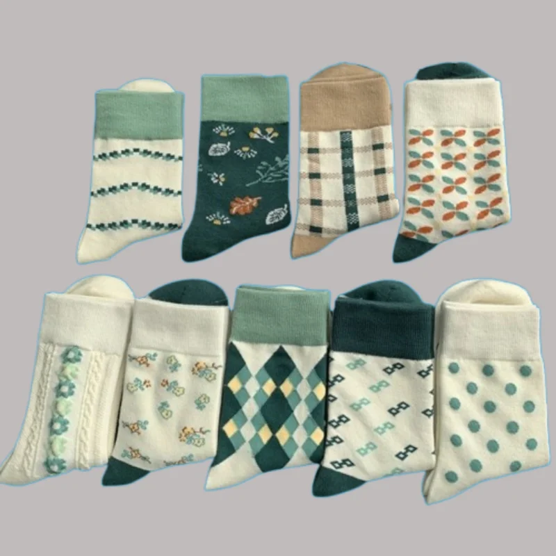 

9/18 Pairs Japanese JK Long Tube Autumn and Winter Korean Middle Tube College Style Sweet Versatile Socks Women Cute Mori Socks