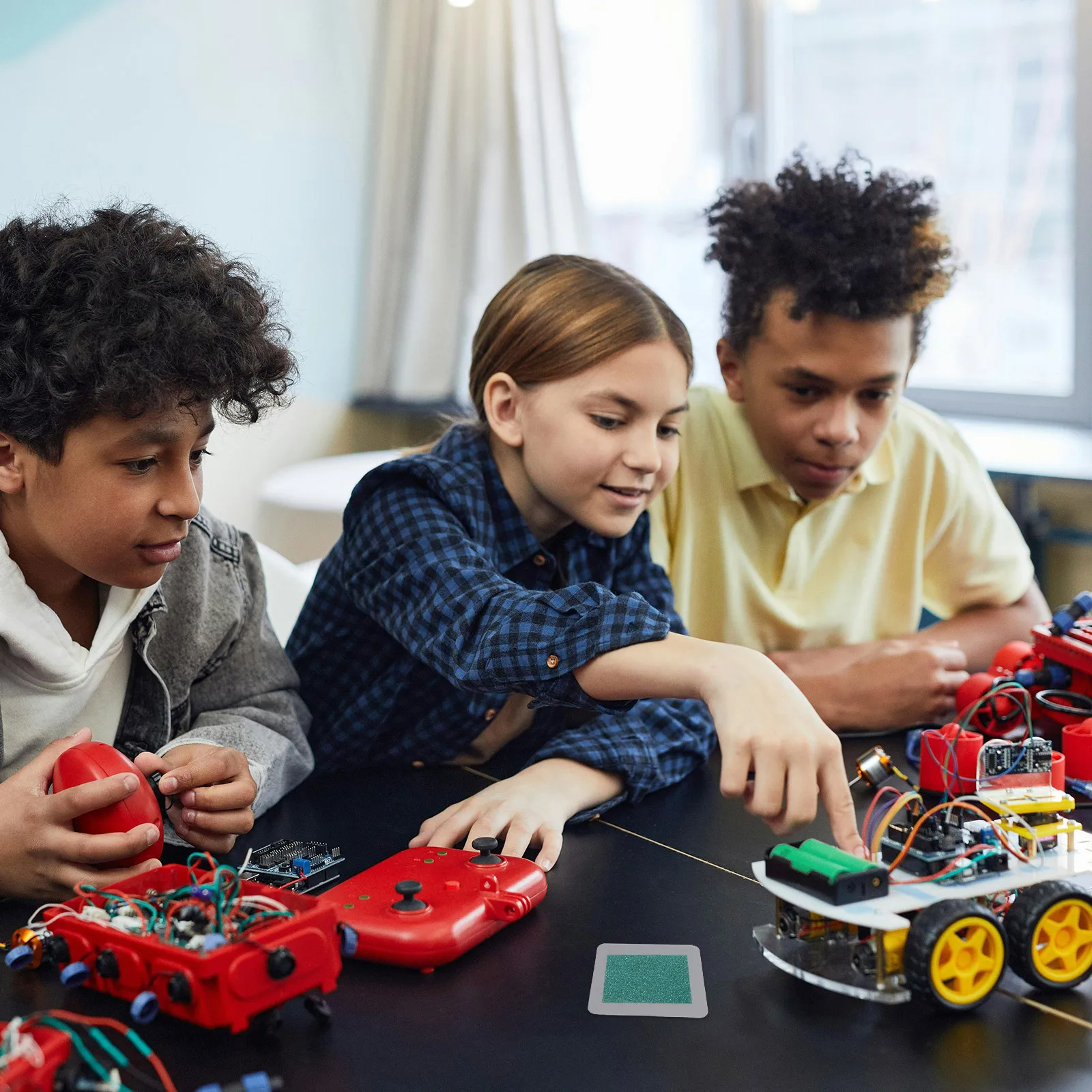 

Magnetic Field Viewing Film Reusable High Definition Magnetic Flux Display Sheet For Education Science Kit Magnet Card