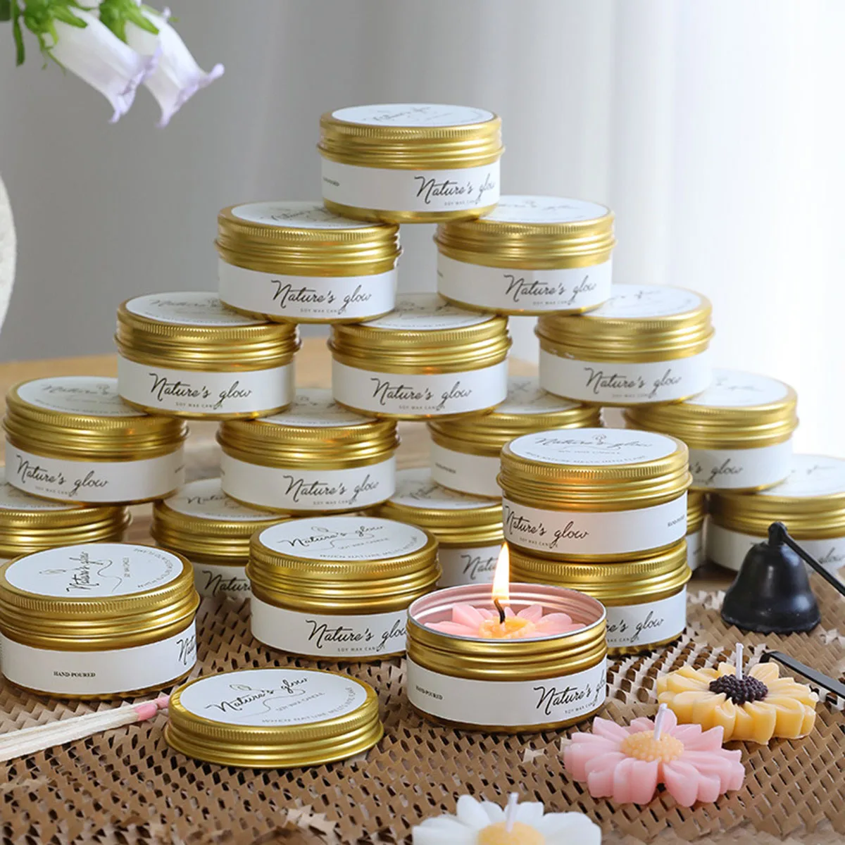 1pc Wedding Season Mini Daisy canning Candle - Petite Portable Favors, Elegant Bridal Keepsake Gift, Delicate Travel-Friendly De