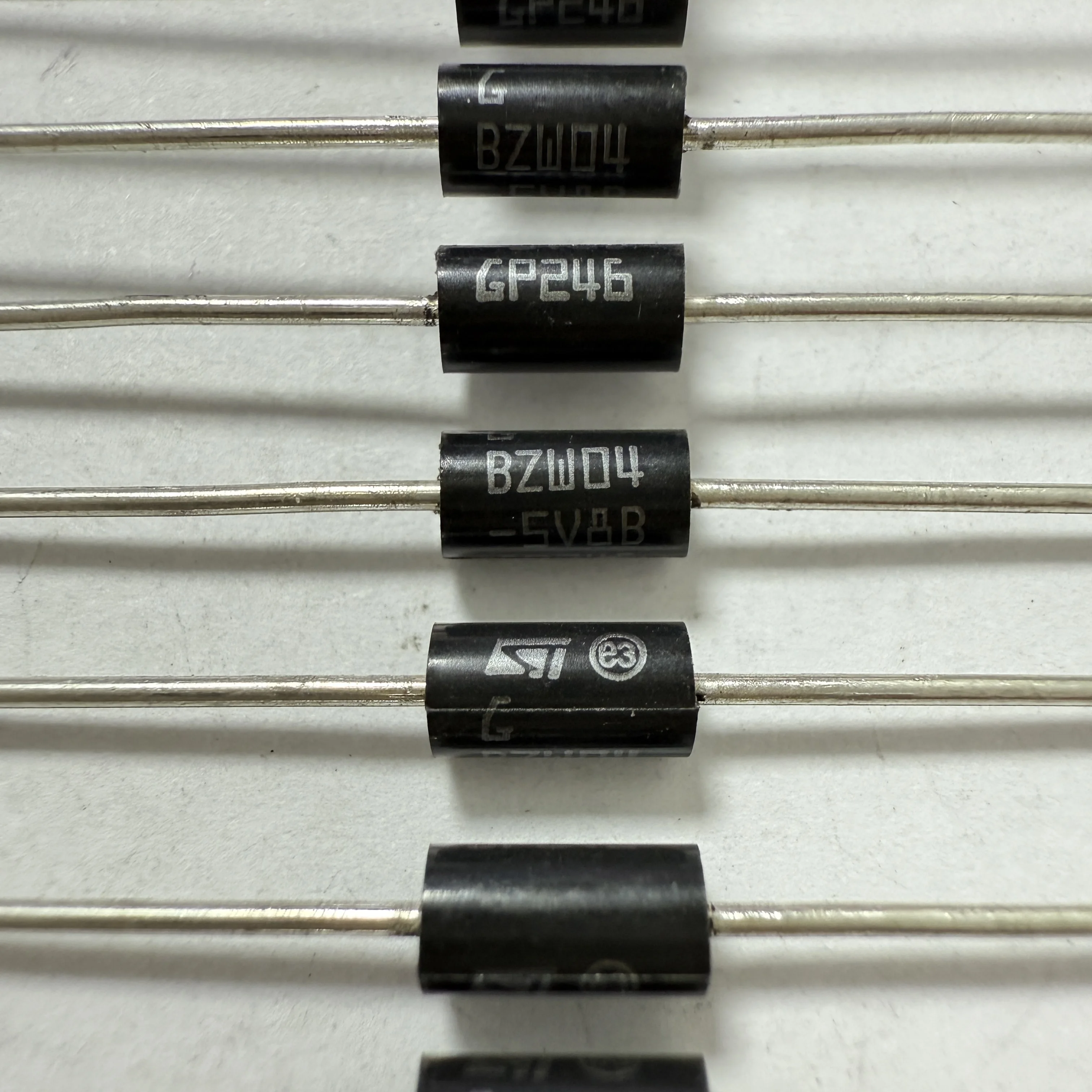 20PCS/LOT BZW04-5V8B (Electrostatic and Surge Protection)