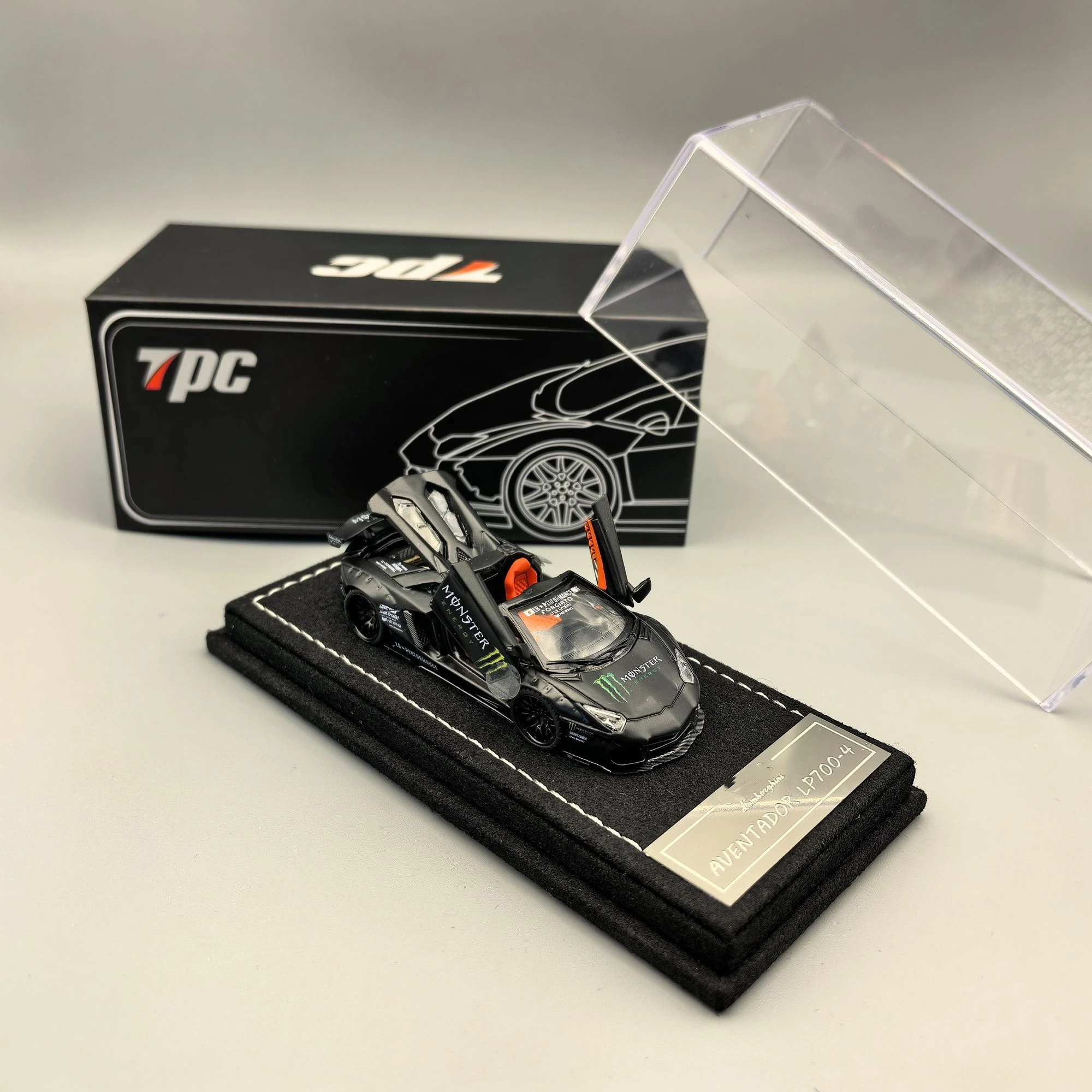 TPC 1:64 LP700-4 alloy full-open car model HEC Beijing Limited Edition