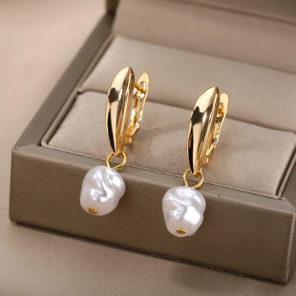 Circle Earrings For Women Vintage Punk Baroque Pearl Earrings Stainless Steel Ear Clip Women Jewelry Imitation Pearl Gift Mujer