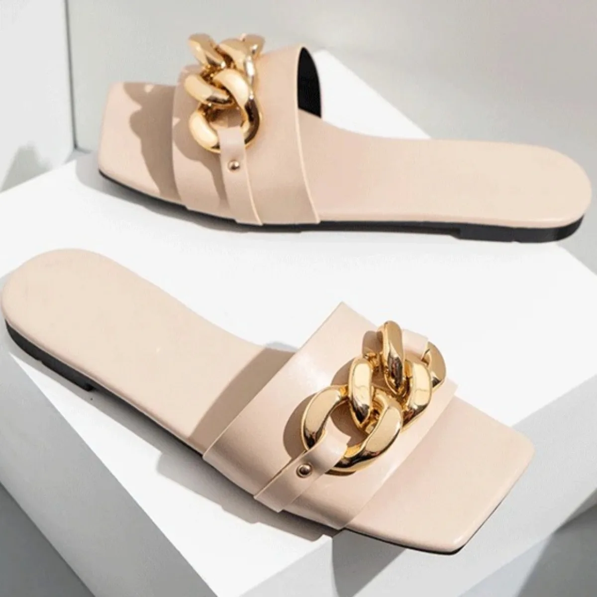 Women's Flat Slides Sexy Fashion Chains Decor Non-slip Outdoor Open-Toe Female Sandals Summer Casual Elegant Office-Ladies New