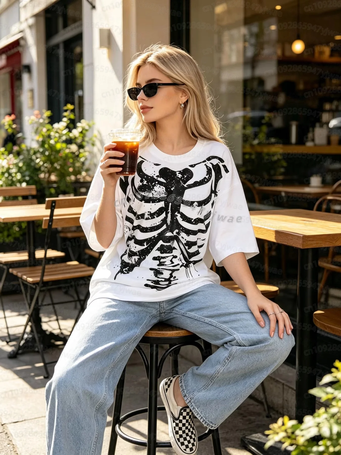 2026 Damen Halloween Skelett Brustkorbe Grafik T-Shirt Y2k Alt Goth Punk Distressed Totenkopf Knochen Print Kurzarm Damen T-Shirt – Detail 3