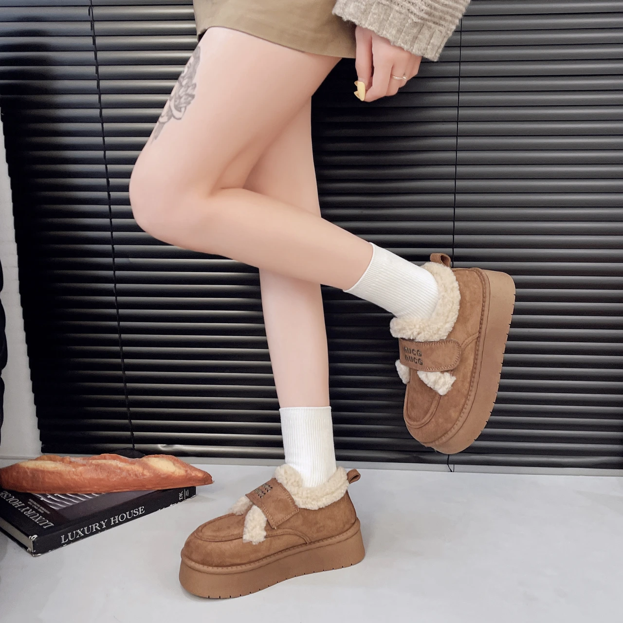 2026 Neue Mode Winter Warme Baumwollschuhe Leichte Plüsch Rutschfeste Komfort-Schneestiefel Verdickte Weiche Sohle Schuhe Größe 35-40 – Detail 6