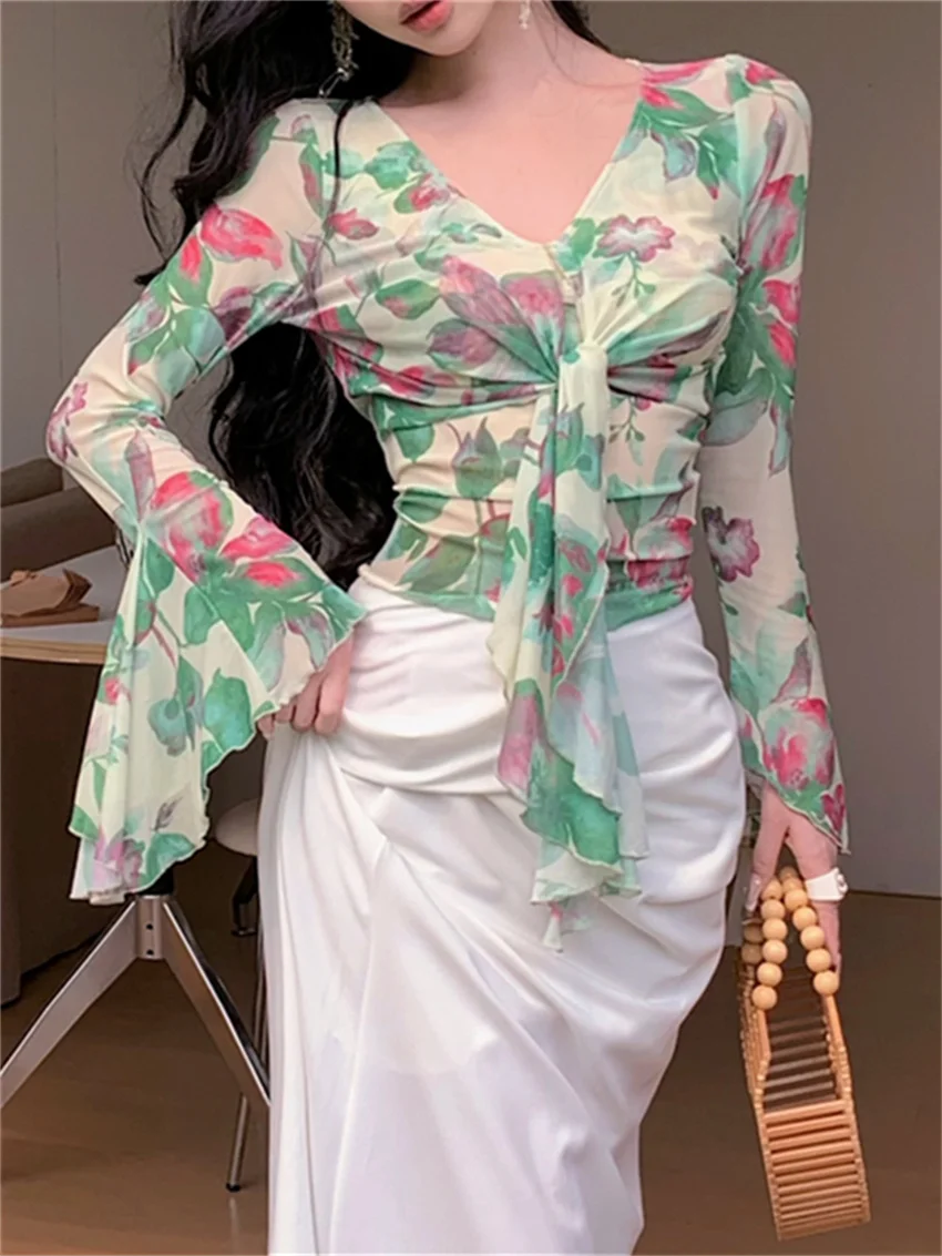 

PLAMTEE Green Florals Blouses Summer V-Neck Elegant Printed Daily 2024 Sweet Slim New Vacation Mujer Office Lady High Street