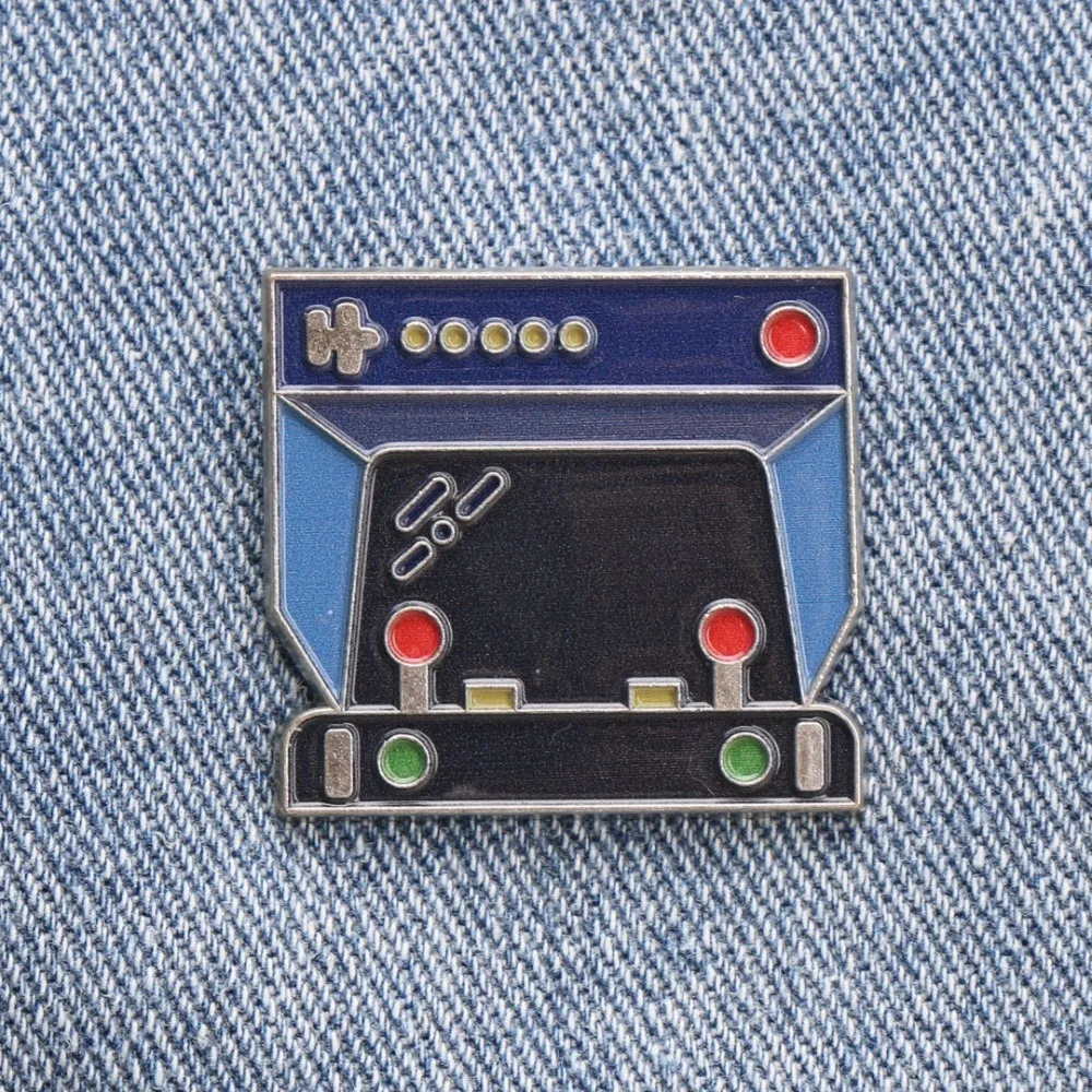 Retro-Gaming-Themen-Pins: Einzigartige Legierungsabzeichen für Gamer, modische Accessoires für Kleidung und Rucksäcke – Detail 3