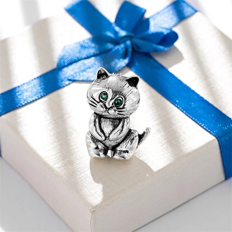 Cute Cat Pins Men Women Animals Beautiful Brooch