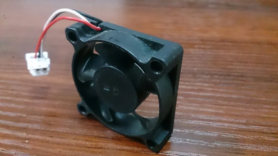 

For AVC 3010 F3510B12HN 35mm 3.5cm DC 12V 0.15A 3 -line CPU Quiet Fan