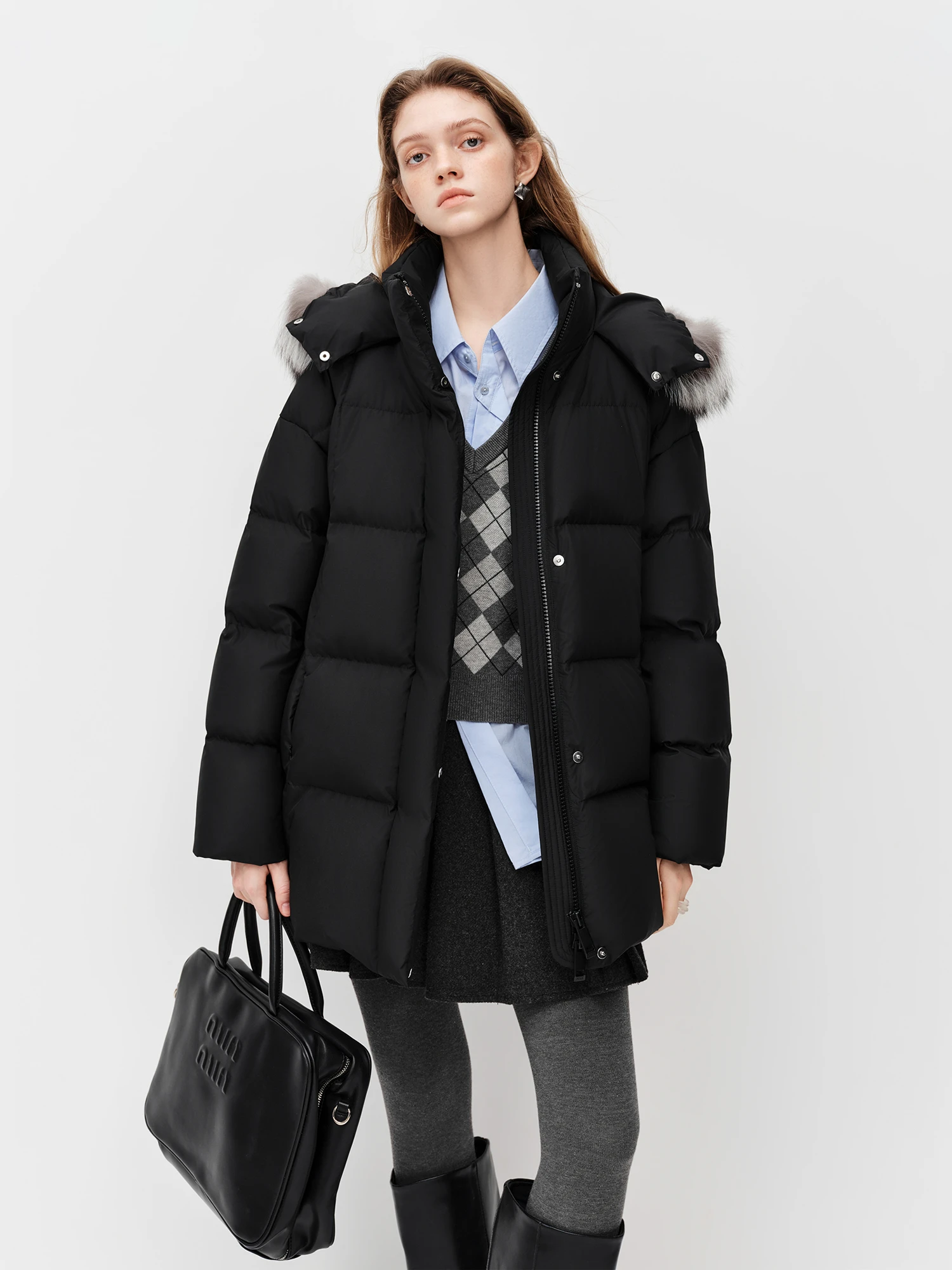 FSLE 2025 شتاء جديد المرأة الثعلب الفراء طوق طويل أسفل معطف سميكة مقنعين الدافئة سترة منفوخة الشتاء ملابس خارجية معطف غير رسمي