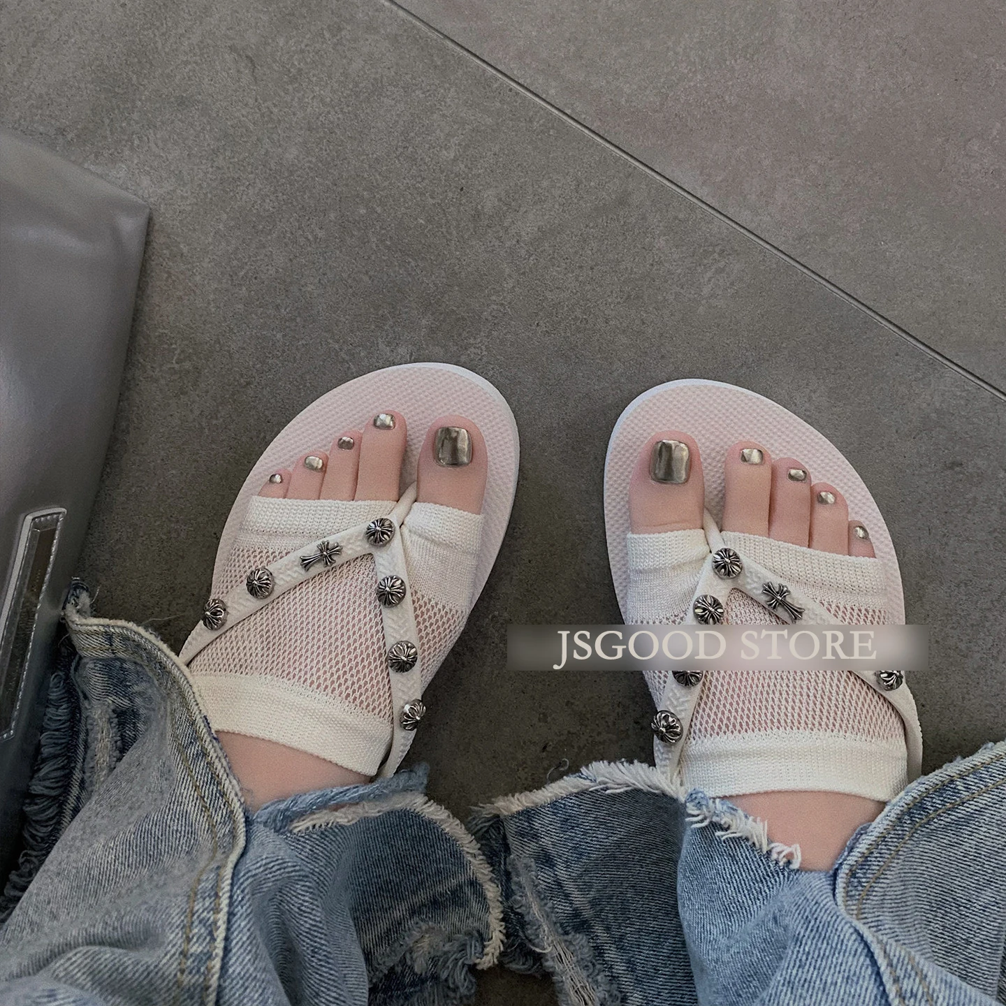 Women Summer Split Toe Candy Color Invisible Socks Breathable Two-Toe Non-slip Cover Flip Flop Forefoot Half Foot Toe Tabi Socks image 2
