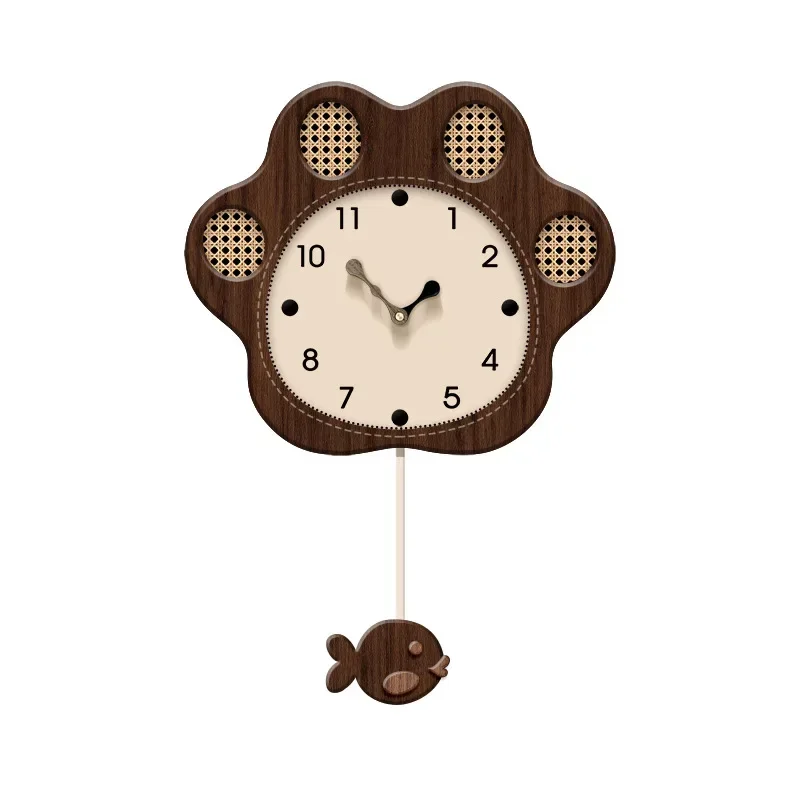 Fish and Bear's Paw Chinese Antique Living Room Clock Creative Retro Restaurant Art Clock 2024 New with Swing Wall Clock