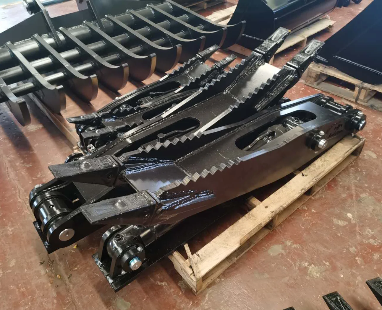 นิ้วมือจับของขุด 4 นิ้ว รุ่น SF10 สำหรับตักและวางของ ปรับแต่งได้ แบบกลไกและไฮดรอลิก