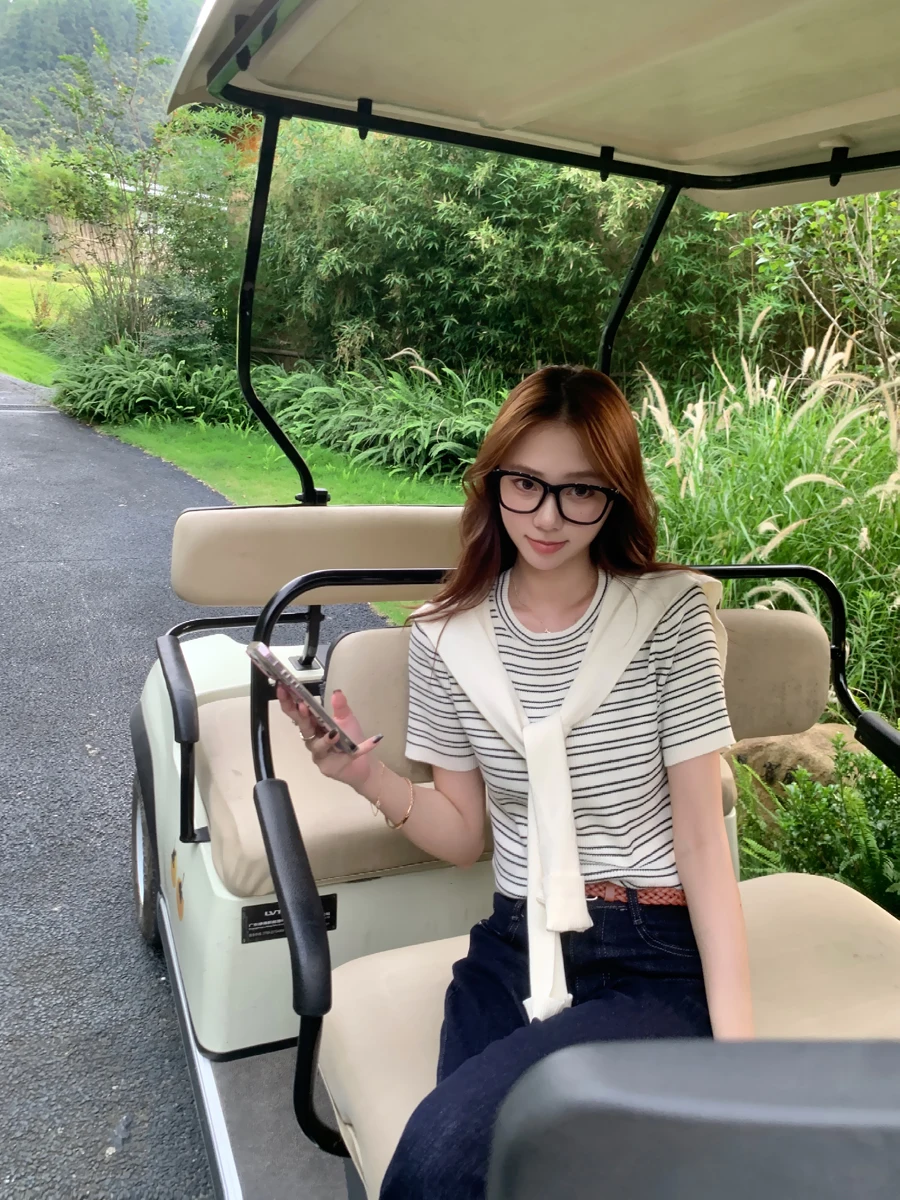 

Ретро-свитер из шерсти в полоску с коротким рукавом и воротником-стойкой для женщин, облегающий топ, осенняя новинка, маленький размер