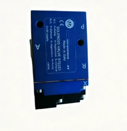 070311 070411 070511 070611 Servo control three-way vac-uum solenoid valve
