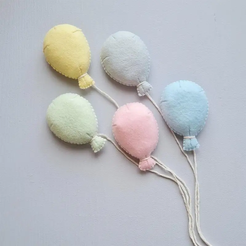 

97BE Newborn Shower Photo Props Felt Balloon/Cloud Toy Photoshoot Props Shower Gift
