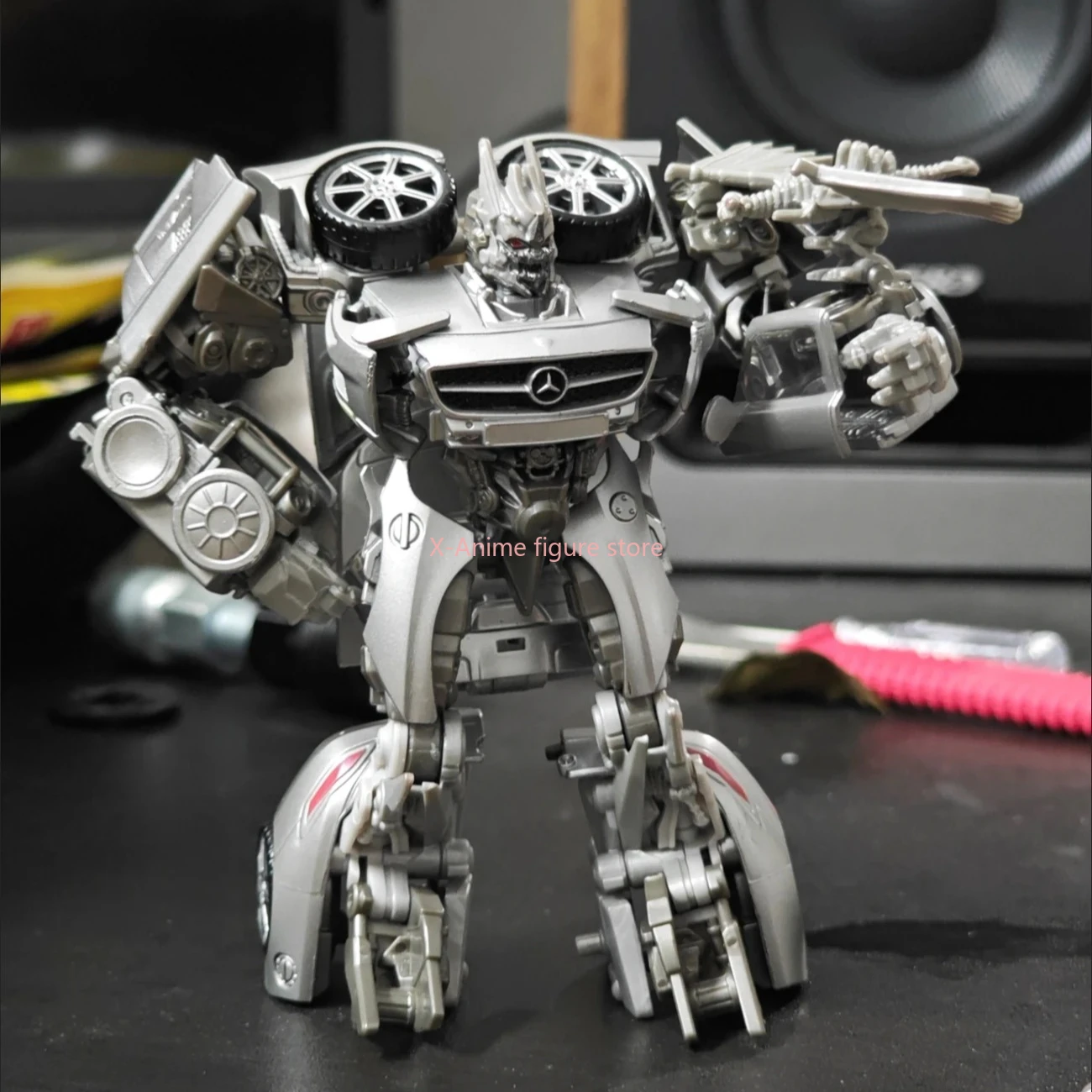 Na stanie Hasbro Transformers Zabawki Seria Studio SS51 Deluxe Soundwave Figurka Akcji Model Robot Samochodowy Prezenty Prezenty Świąteczne Hobby