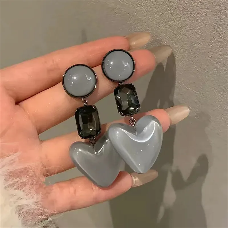 Heart Resin Crystal Pendants Earrings European And American Style Personalized Fashion Stud Earrings Girls Wedding Accessories