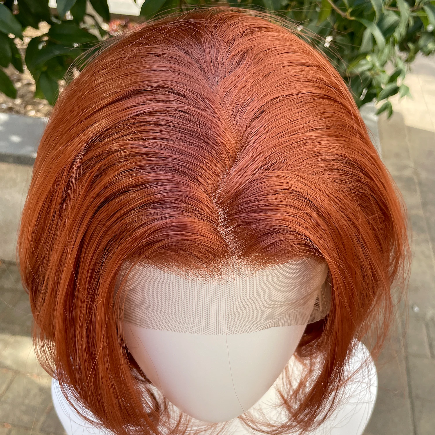 Coppe Brown Short Bob Cut Synthetic Lace Front Wigs for Men Cosplay Wigs for Women Natural Hairline Glueless 13x4 Lace Front Wig