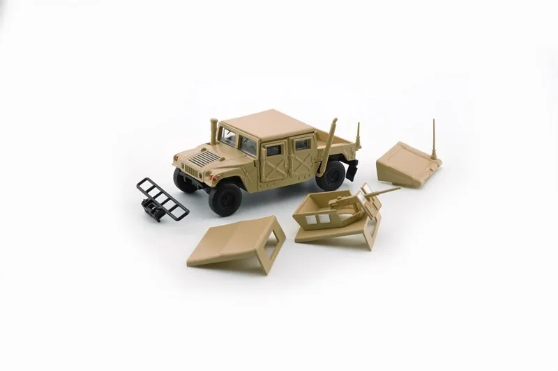 Nuevo 2025 BMC 1/64 escala HUMVEE 4-CT vehículo militar del ejército modelo de juguete fundido a presión para regalo de colección
