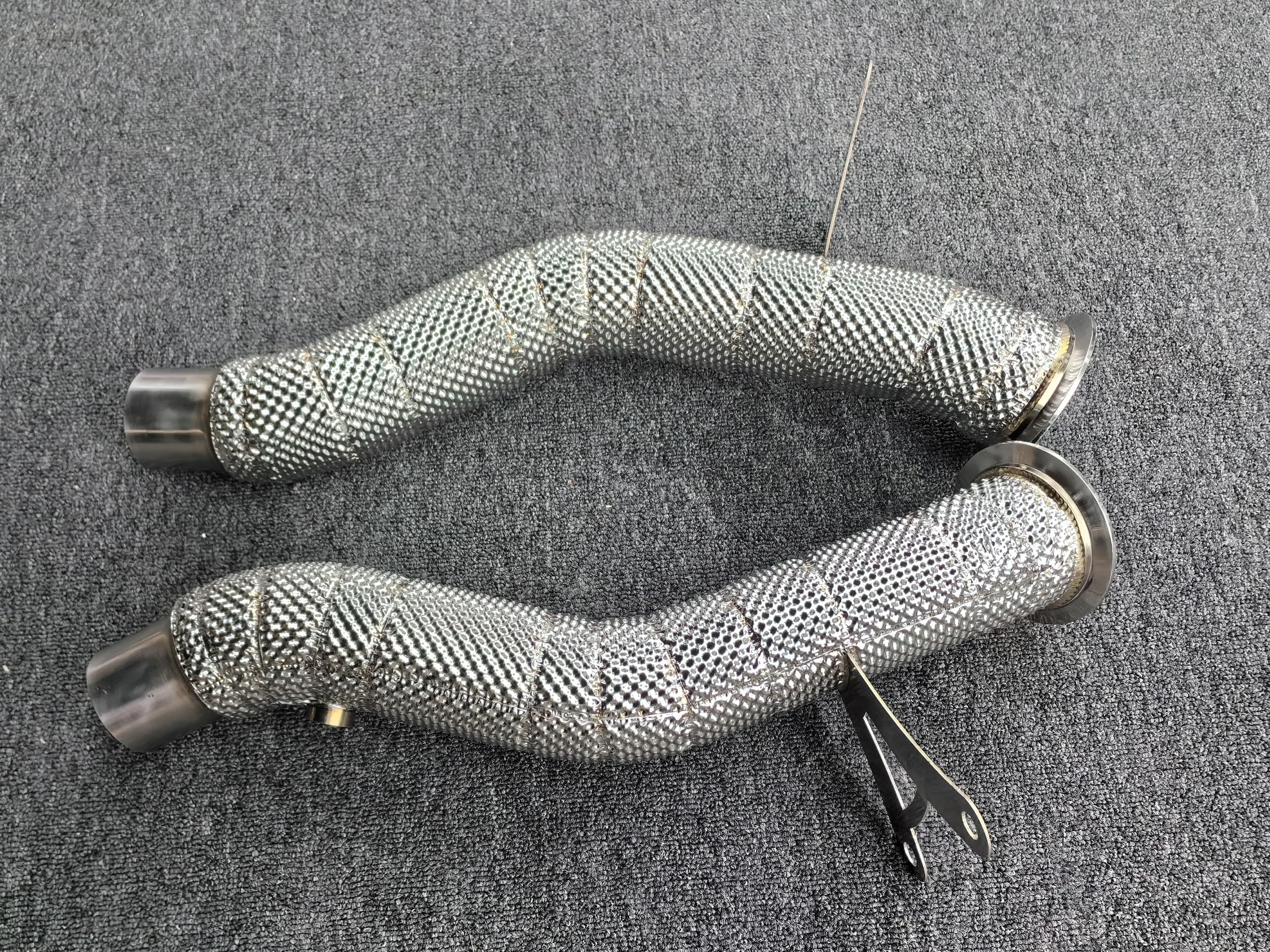 ACE Auspuff-Downpipe für Ferrari 458 Italia/Speciale/Spider 4.5L V8 Hochleistungs-Auspuffkrümmer mit Hitzeschild Auspuffanlage – Detail 9