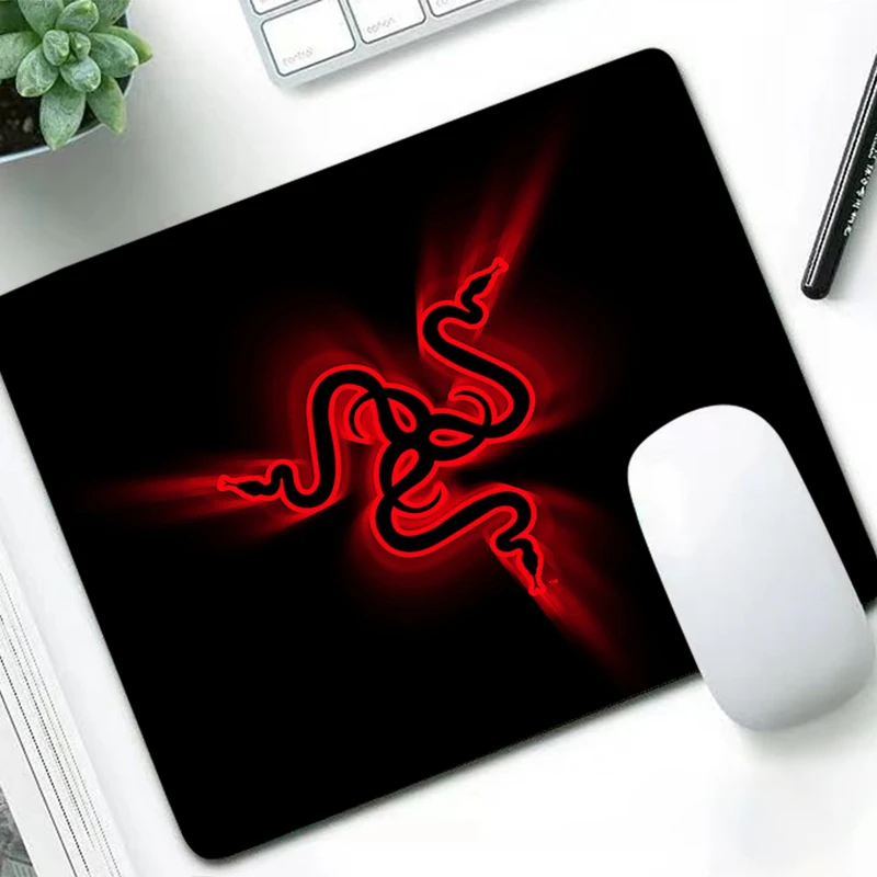 Razer Fashion Mouse Pad office Mat Desk Durable Desktop new Mousepad Rubber Gaming Small Gamers Gamer PC Computer Mausepad
