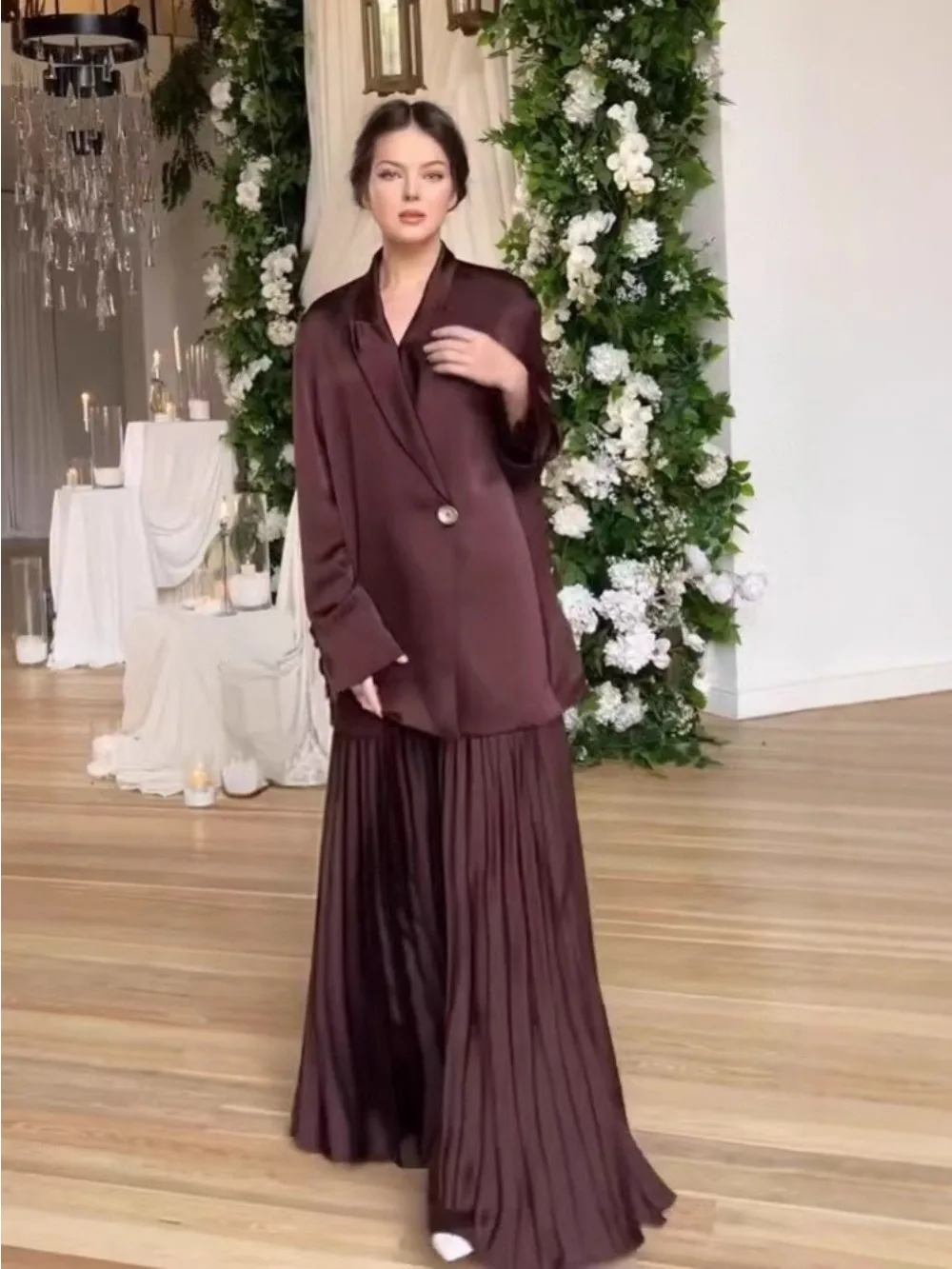 Dubai Donna Top Camicia Gonna a pieghe Set da 2 pezzi Eid Set musulmano Blazer Gonna a maniche lunghe Abiti Arabo Dubai Musulman Ensembles 2025