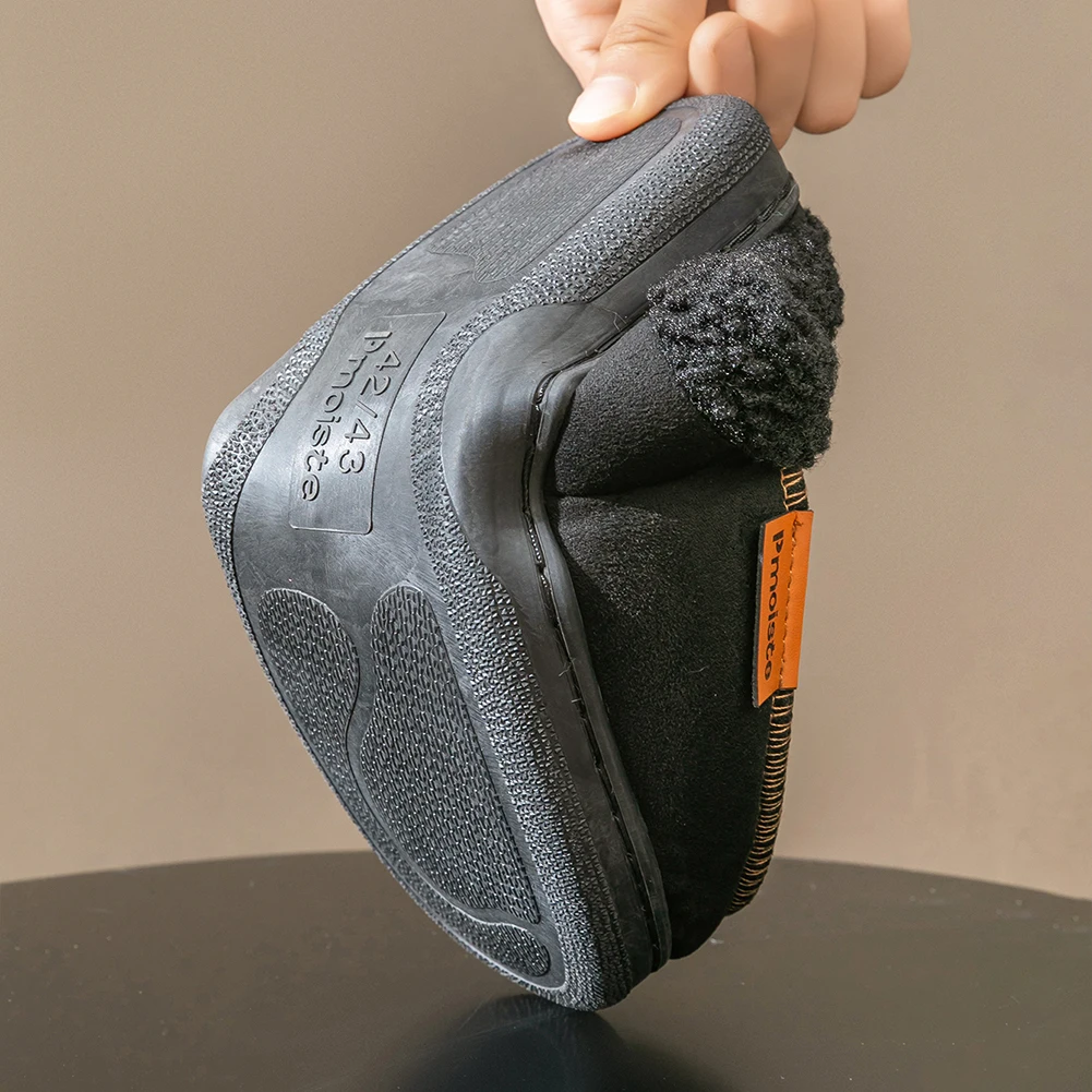 شبشب من جلد الغزال المنزلي للرجال نعل TPR غير قابل للانزلاق ومتين وناعم ودافئ من إسفنج الذاكرة أحذية مريحة لغرفة المعيشة